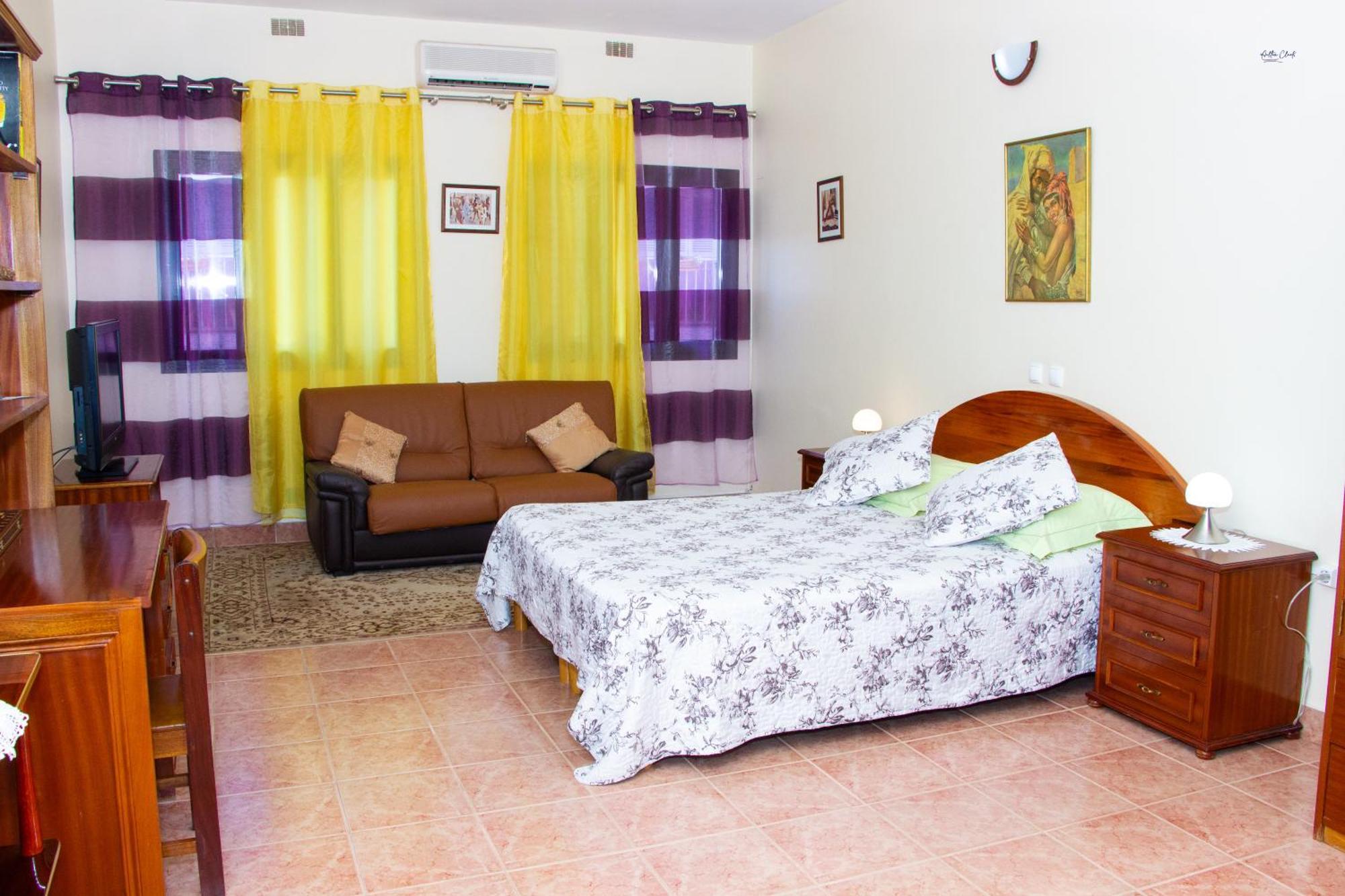 Residencial Chez Flor Appartement Porto Novo Buitenkant foto