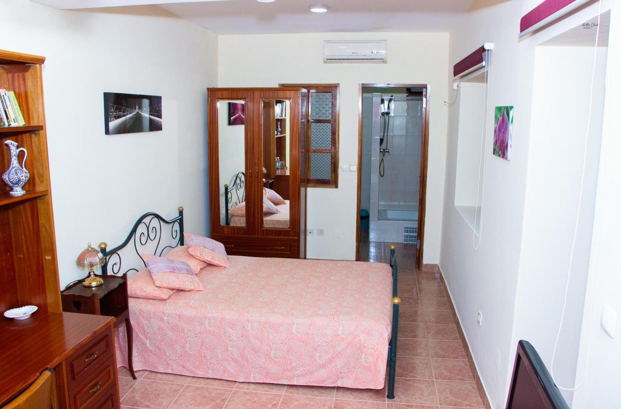 Residencial Chez Flor Appartement Porto Novo Buitenkant foto